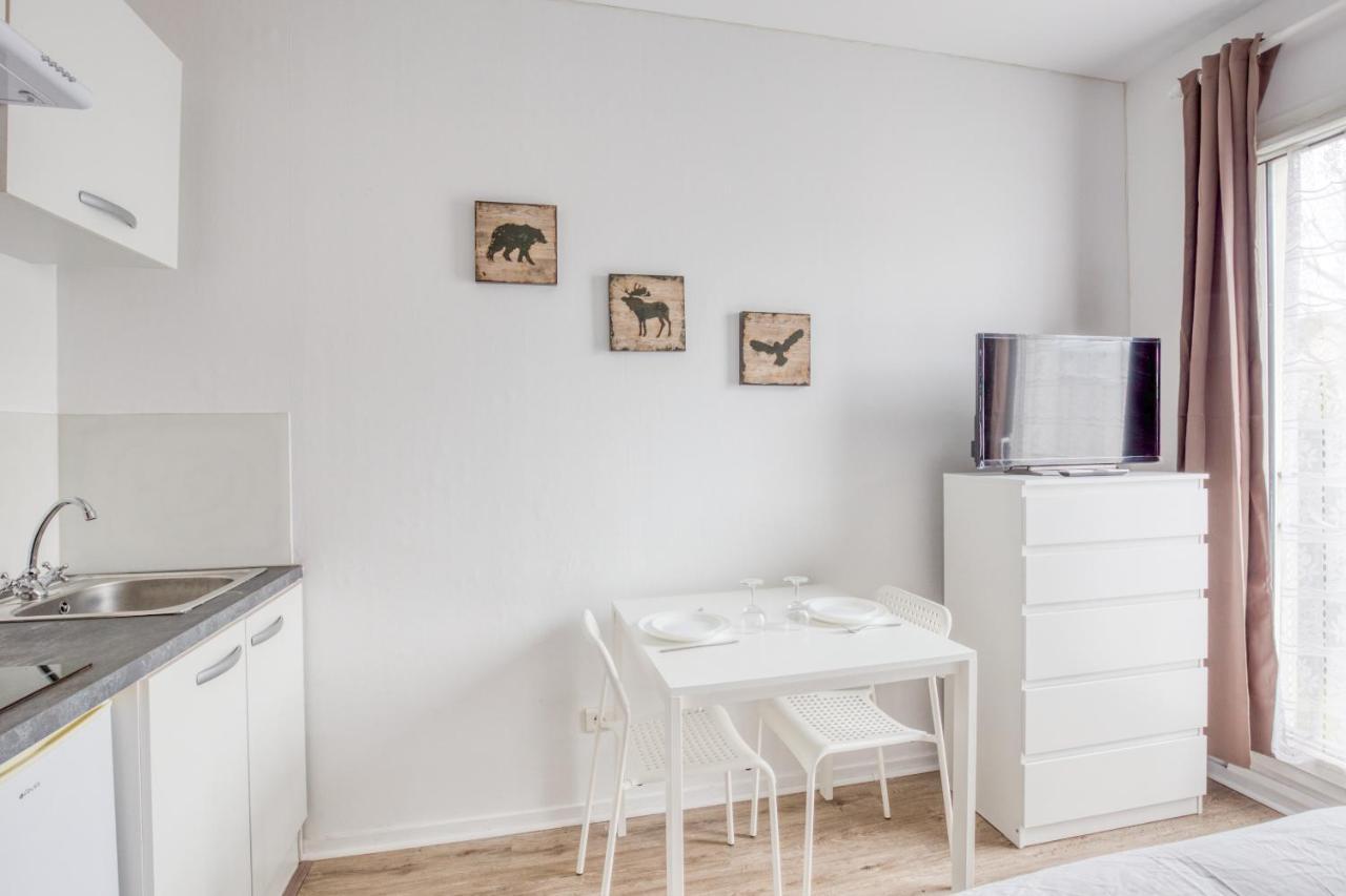 Le Petit Magny Apartment Exterior photo